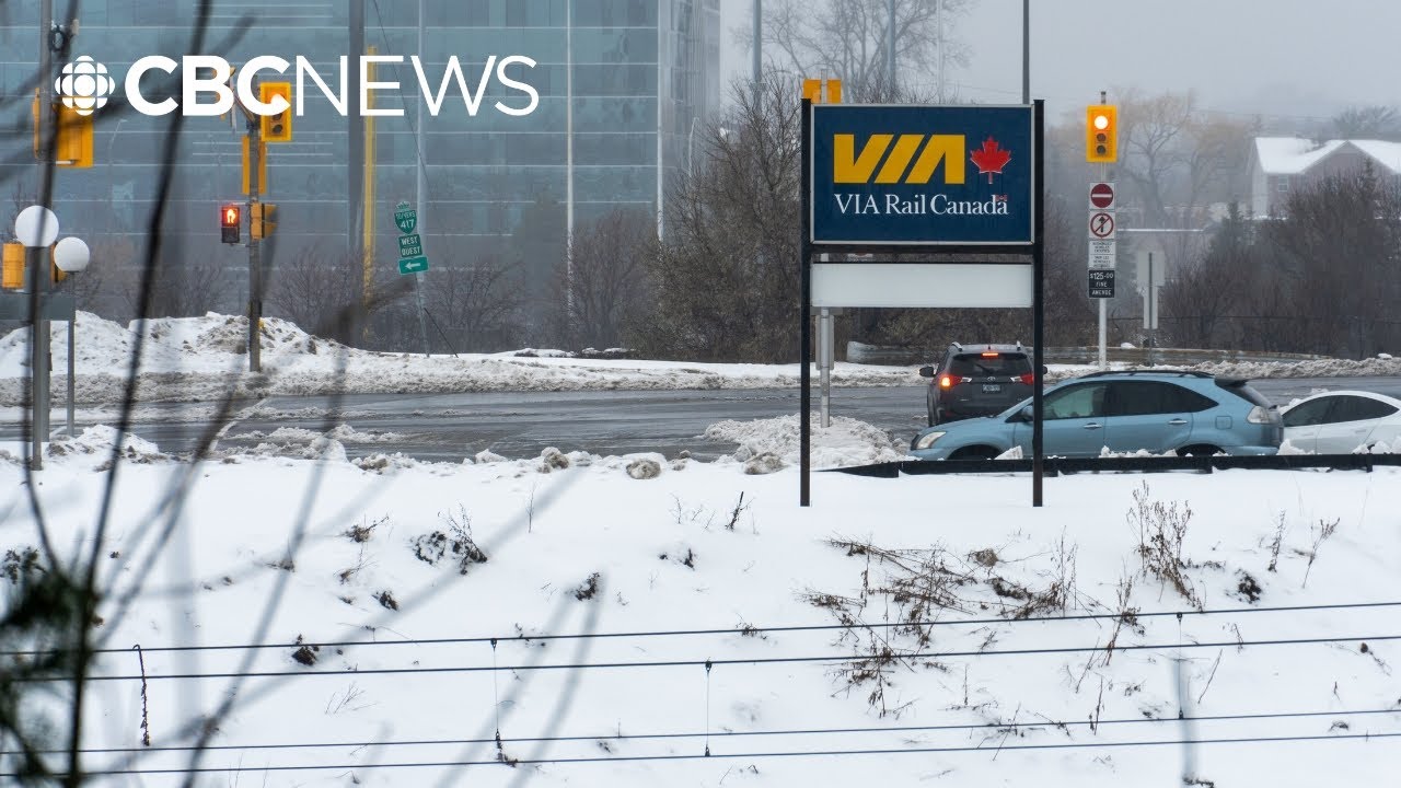 Via Rail spokesperson apologizes to passengers affected by stranded train