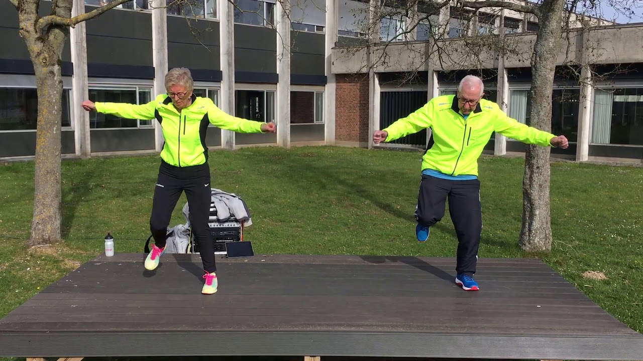 Idr&aelig;t i dagtimerne Morgengymnastik Paul og Susanne