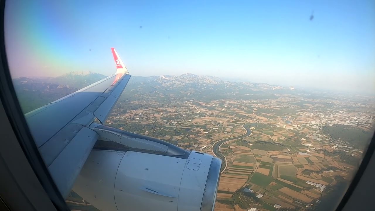 Airbus A-321-200 Turkish Airlines Landing at Antalya