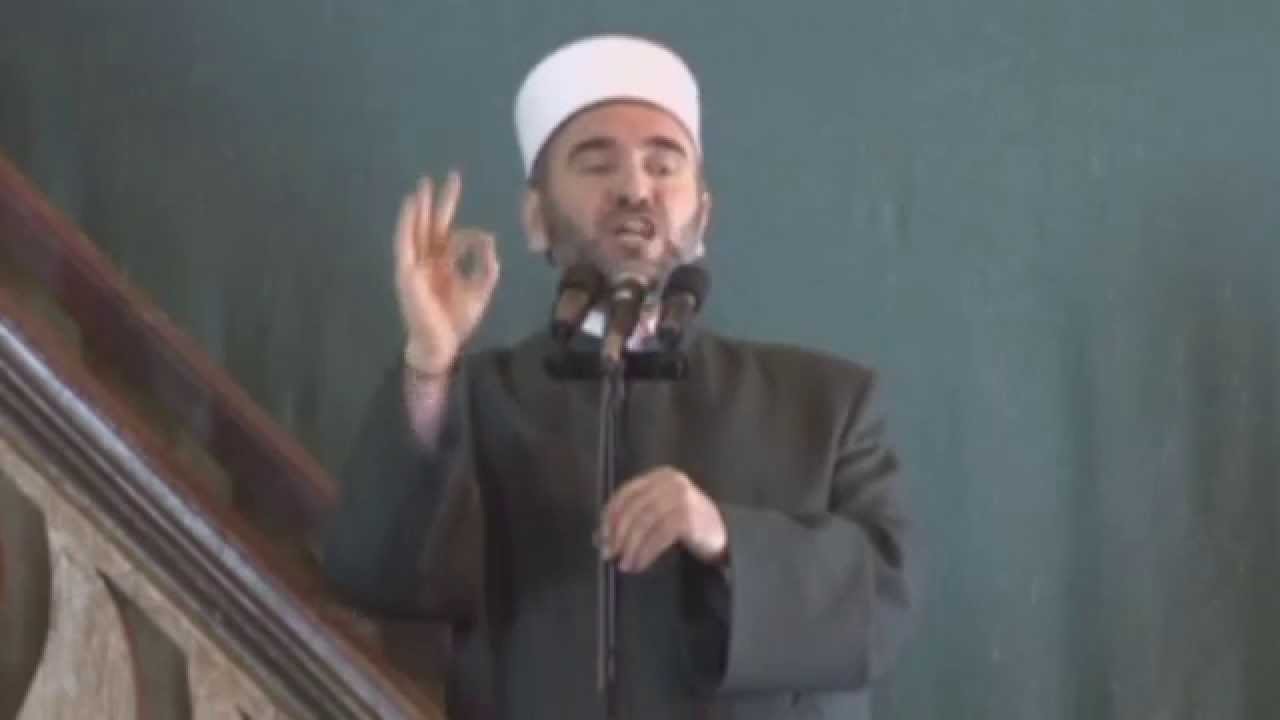 Kur'anin duhet ta rrespektojm e jo rreth tij të polemizojmë - Dr.Zekerija Bajrami