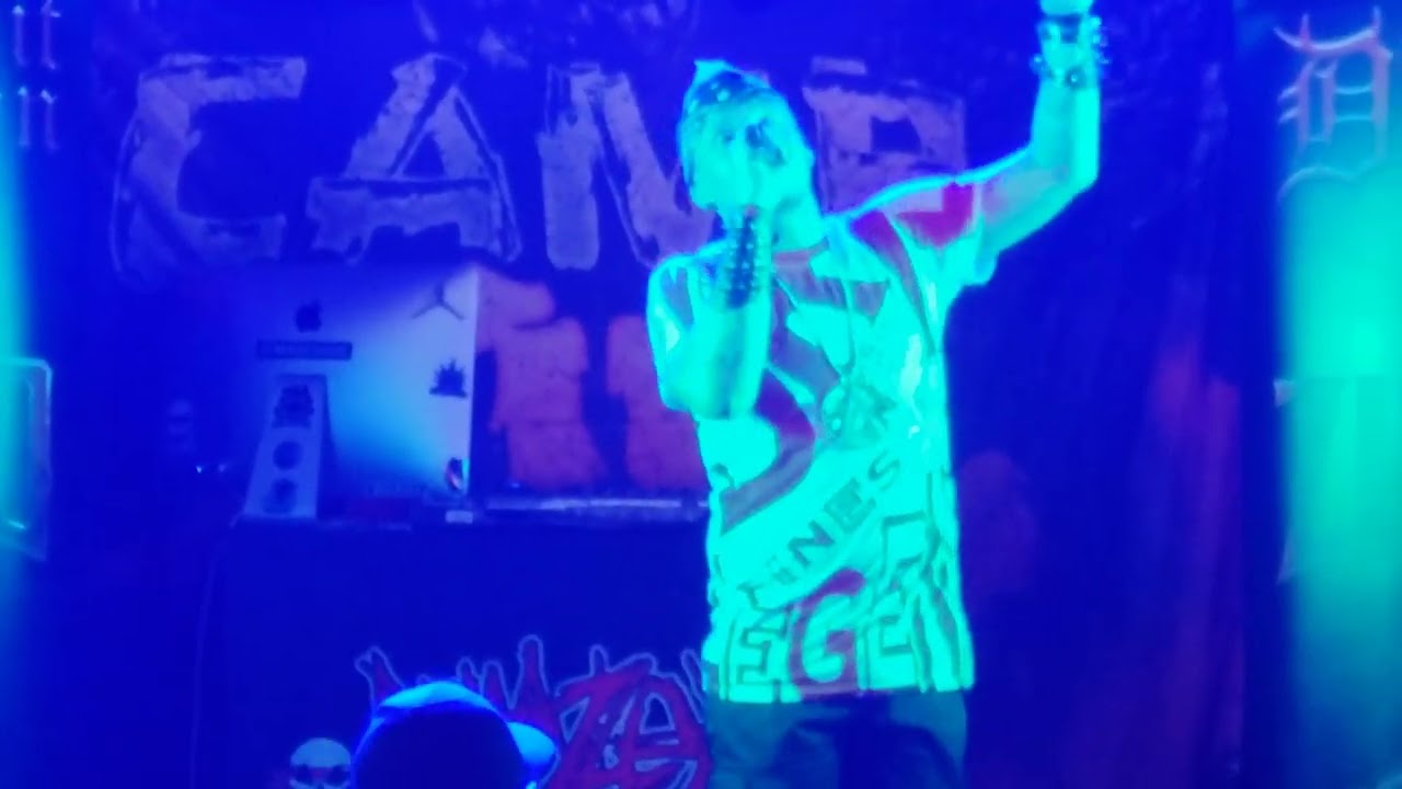 ZITRO. - I DONT NEED NO GUNS  . LIVE.  CAMP XUL 2  #CAMPXUL2  #LLE  #axe  #andzitro