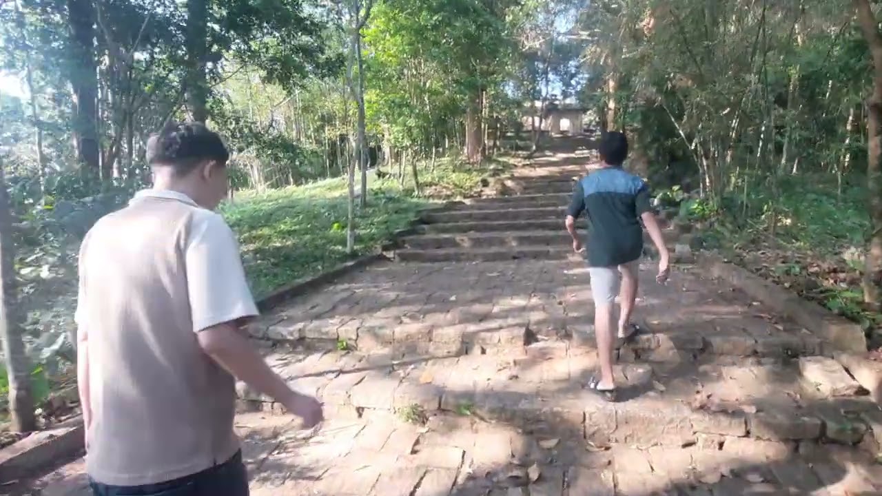 THAM QUAN CHÙA TÚY VÂN 