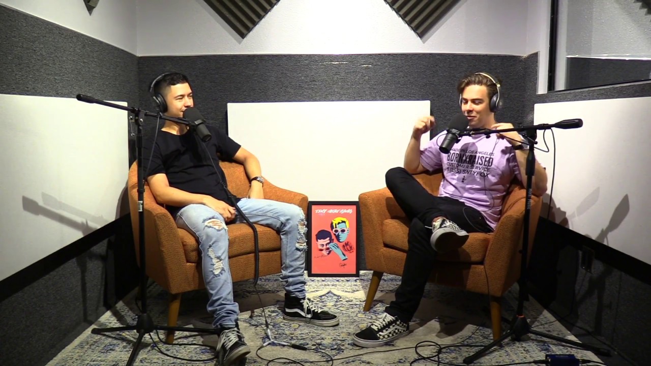 Episode 52 - 1 Year Anniversary feat. Special Guest