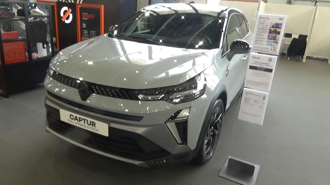 2026 Renault Captur Esprit Alpine Hybrid E-Tech 160 - Exterior + Int. - Salon Automobile Lyon 2025