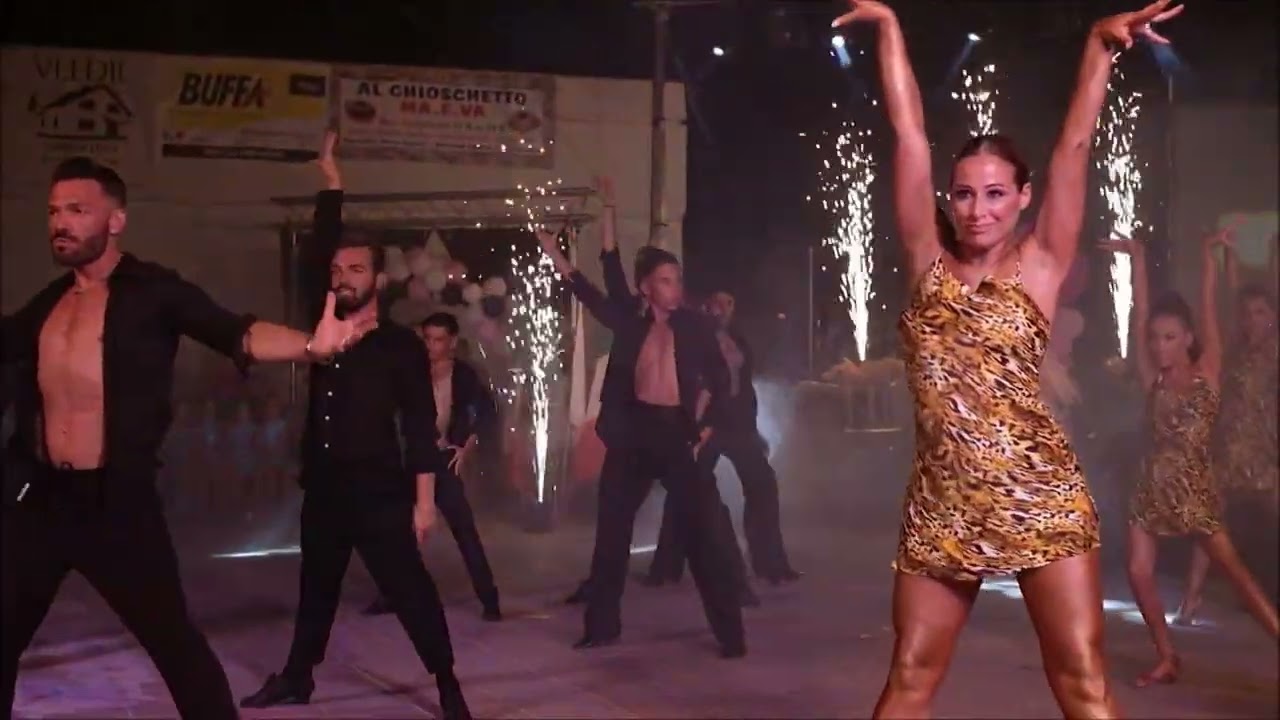 30 LUGLIO 2022 17* Edizione  Saggio UNIVERSAL DANCE di Anna Giordano  e Giuseppe Lo Dolce