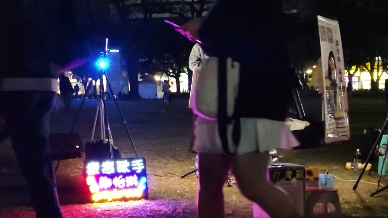 王菲-如愿（街頭演唱）