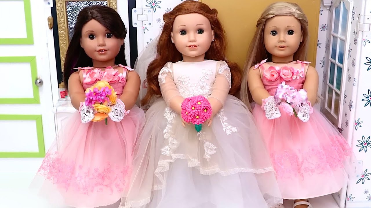 Best friends Bridesmaids save the wedding day! Play Dolls adventures