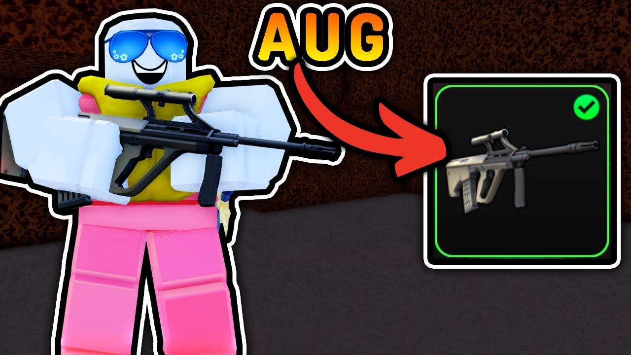 SHOWCASING The AUG GUN In Roblox FLAG WARS!