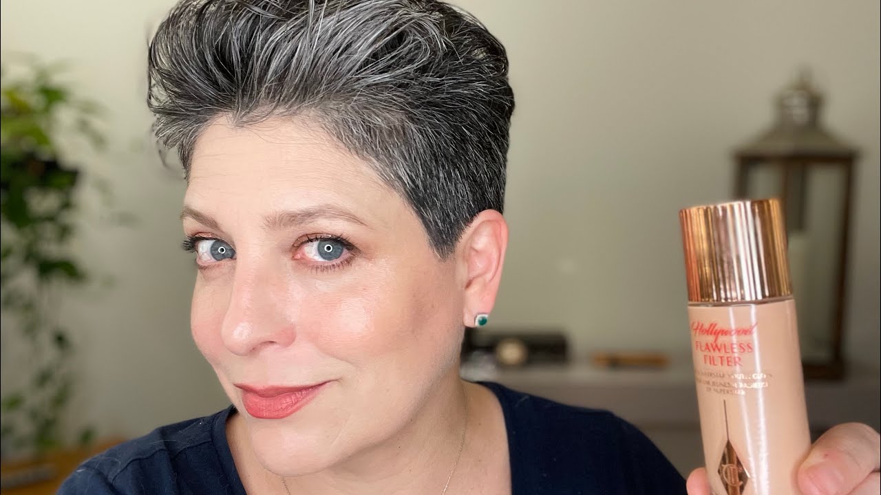SWATCHES Charlotte Tilbury Hollywood Flawless Filter