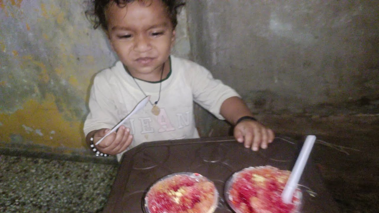 Mangu Ice🍷 Ka Gola kha raha hai 😍