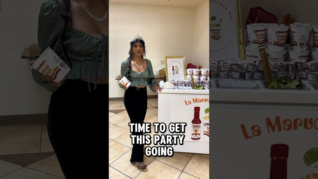 A Maruchan Bar At Her Quince?! 🍜 😱#quincea&ntilde;era #quinceaneraphotography #quinceaneraideas