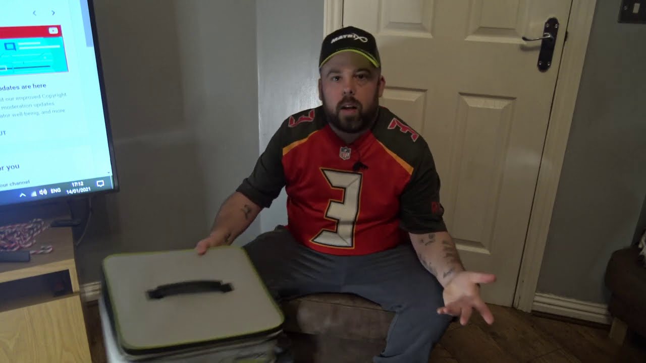 Matrix EVA Cool Bait & Mini Bait Bag Unboxing