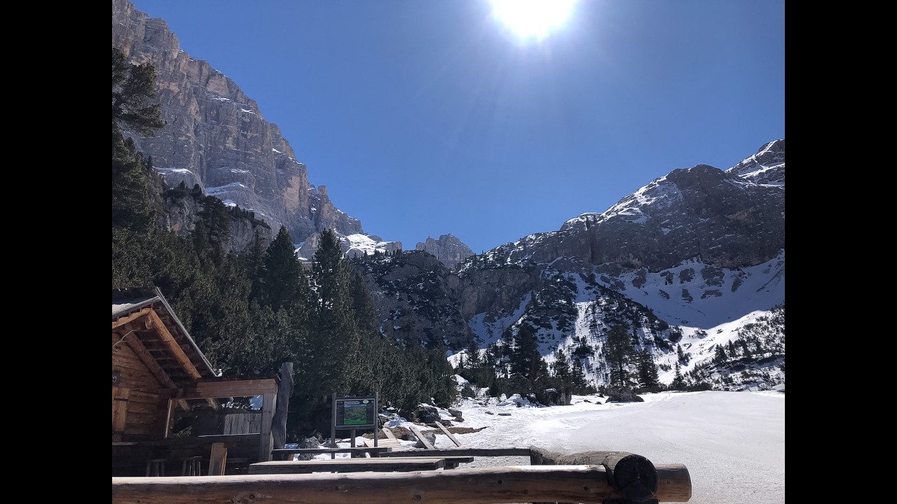 Lagazuoi Ski Run – Breathtaking Dolomites in Winter