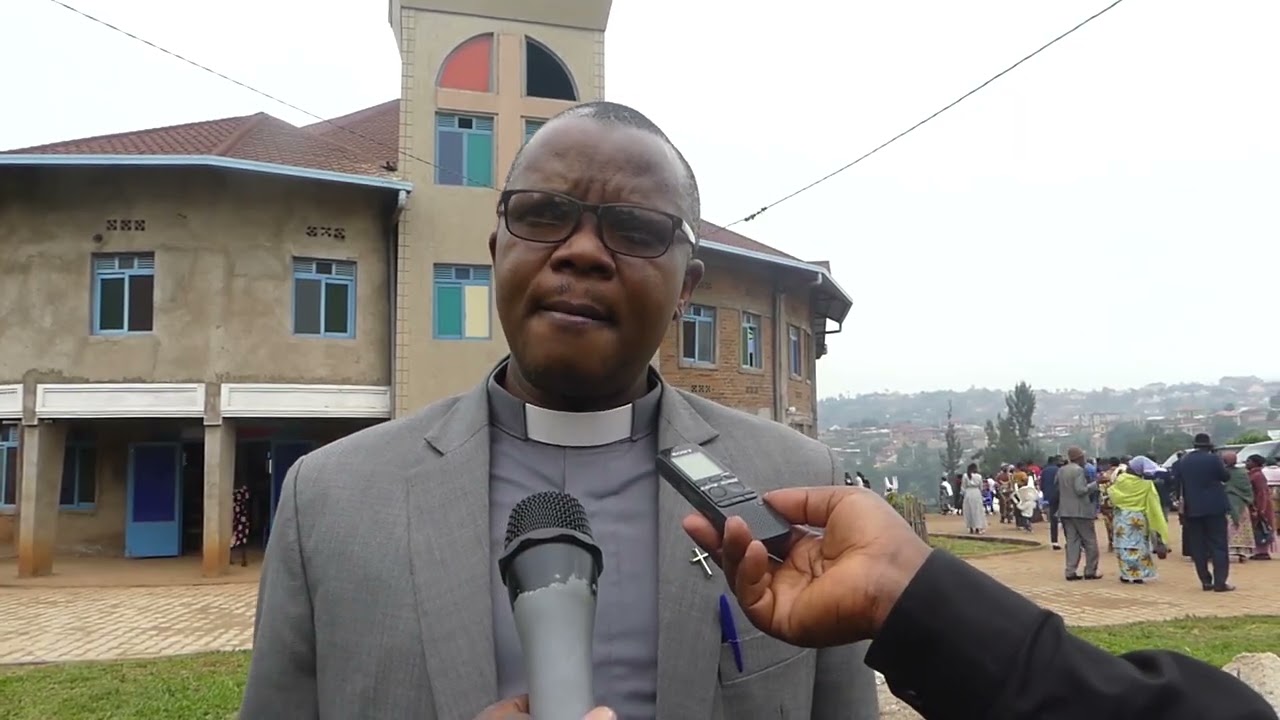 ABAKIRISITO BA EMLR PARUWASE YA KAMEMBE BISHIMIYE GUSURWA NA SURETANDA WA CONFERENCE YA KINYAGA|