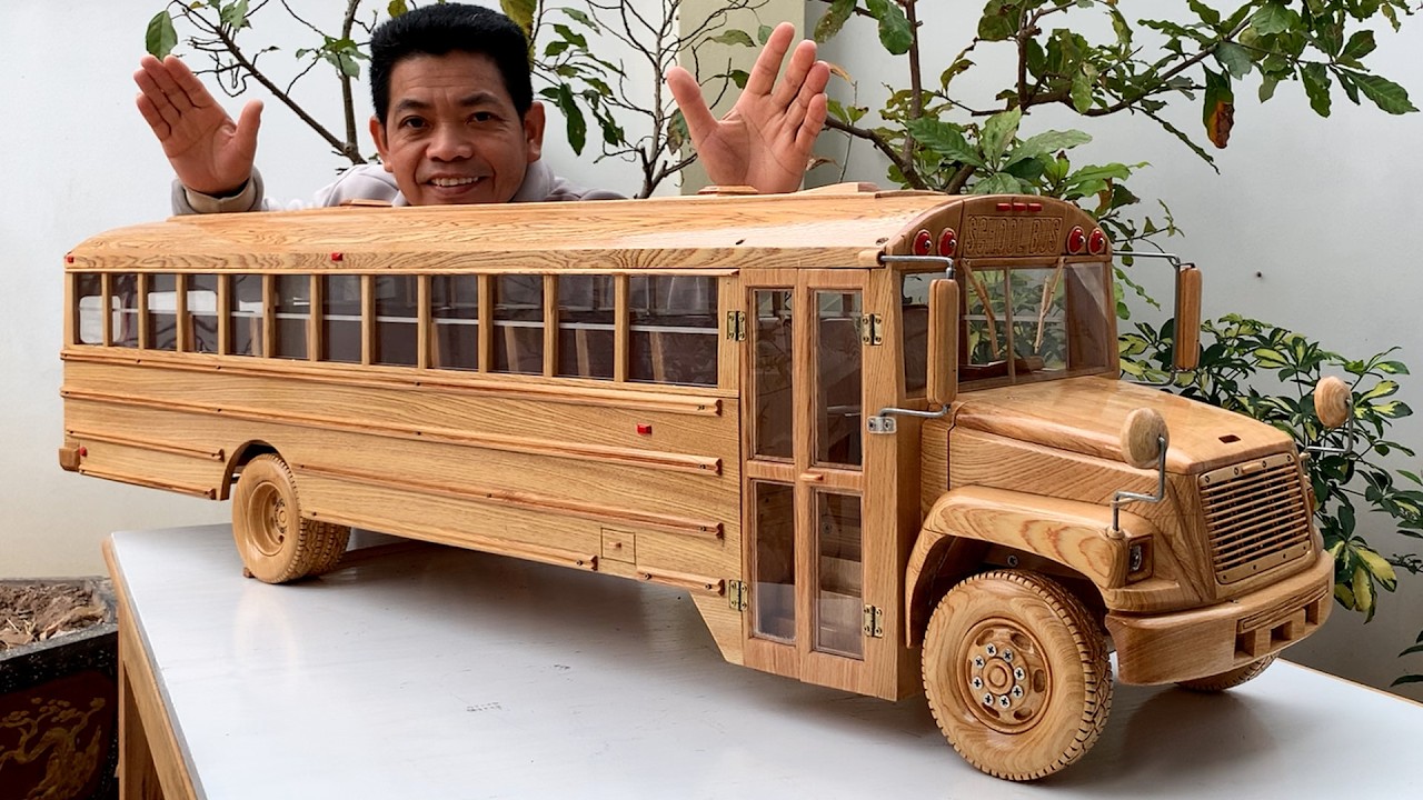 Wood Carving - Classic American School Bus Model - Woodworking Art