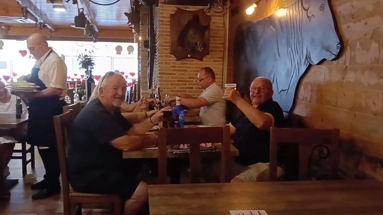 A TYPICAL SPANISH RESTAURANT TORREVIEJA ALICANTE SPAIN #restaurant #restaurantstyle #tour