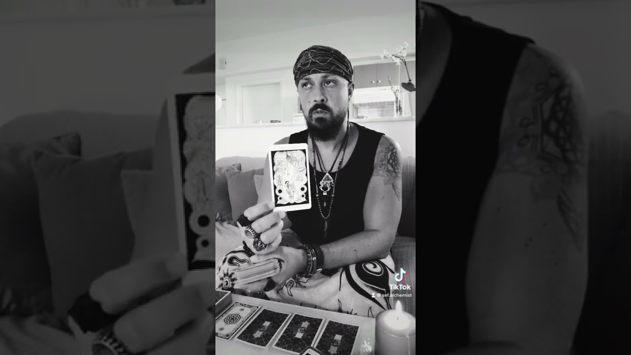 Hermetic Tarot Reading For You 💎