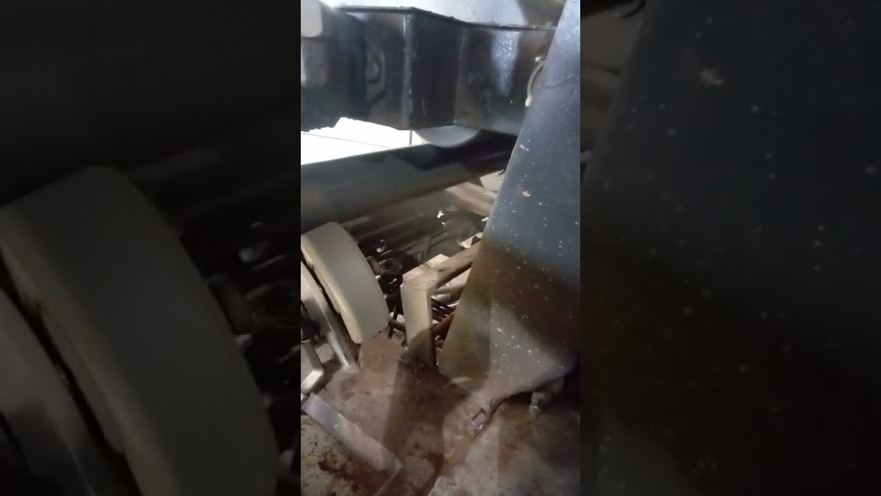 Drill pipe cleaning machine. Hub City Iron Works. Rayne,La (337)334-6969