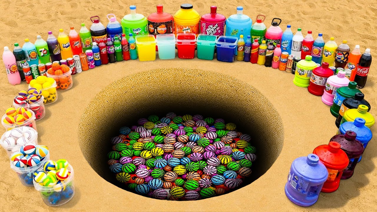 Experiment: Big Toothpaste Eruption from Balloons of Pepsi, Sodas, Fanta, Coca Cola vs Mentos