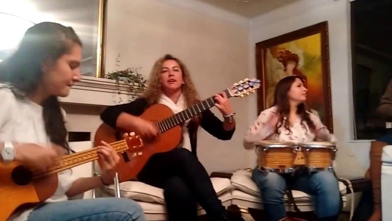 Hoy - Tuna Femenina Javeriana (Ensayo)