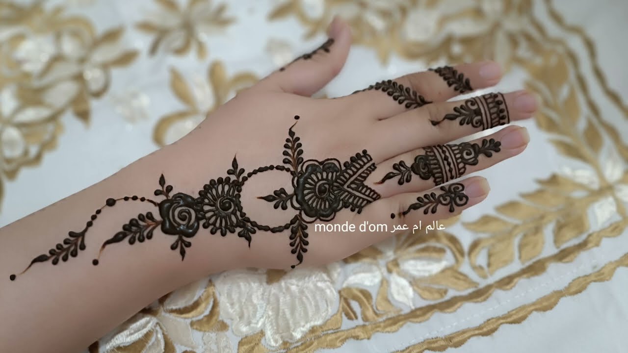 تعليم نقش الحناء جميل للبنات Tutoriel de henné pour filles : magnifique motif.