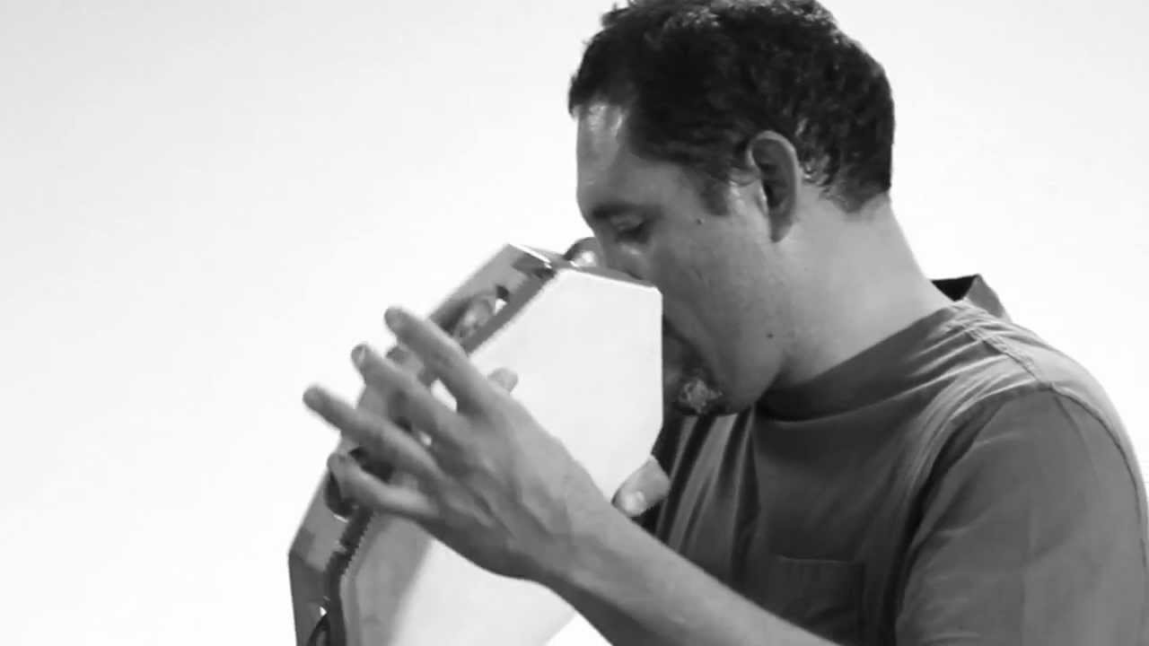 Andres Flores - Pandero Jarocho