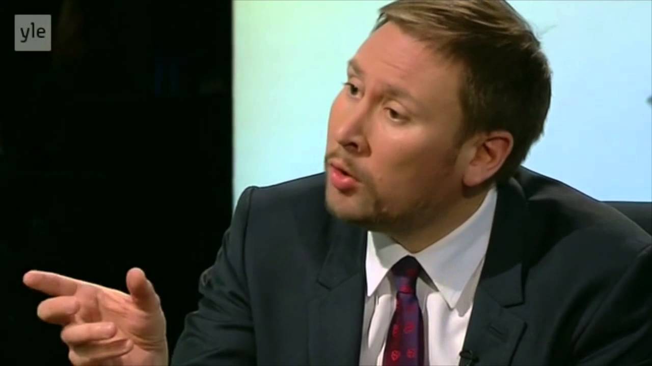 Paavo Arhinmäen "haastattelu" | A-studio (26.3.2014)