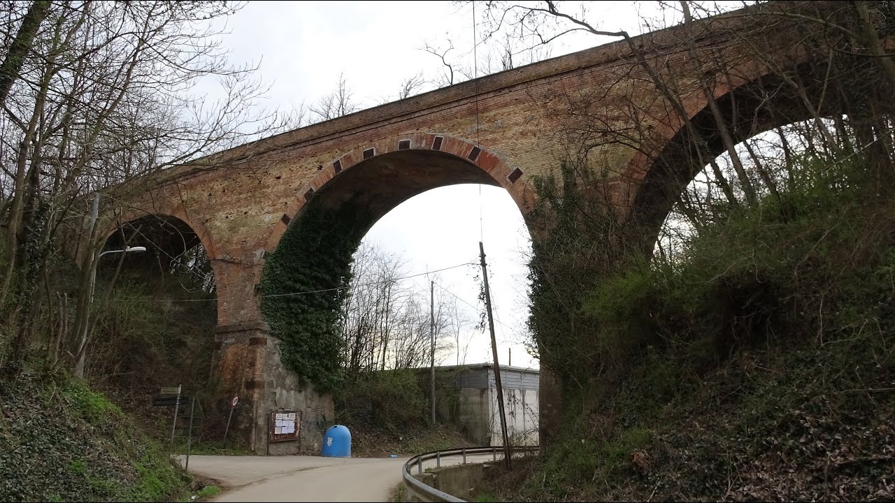 ANTICA FERROVIA DISMESSA -COSTIGLIOLE D'ASTI-