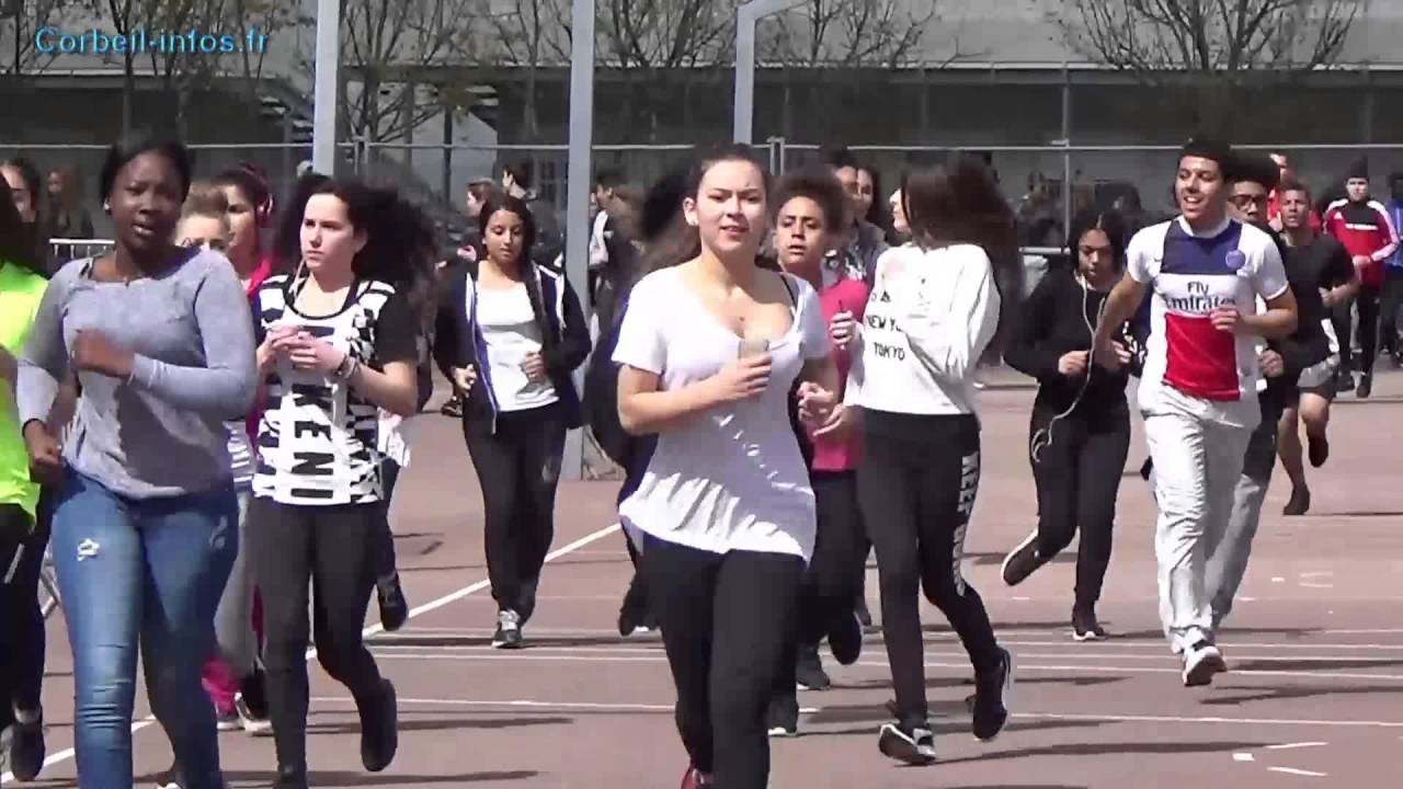 Corbeil-Essonnes - La Course du Coeur 2016 au lycée Robert Doisneau - 120416
