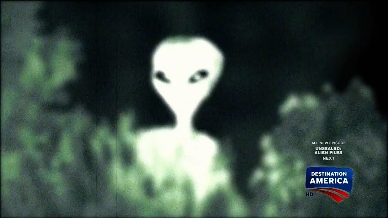 UFO Documentary 2015 & Aliens Sightings - Cracking the Alien Code