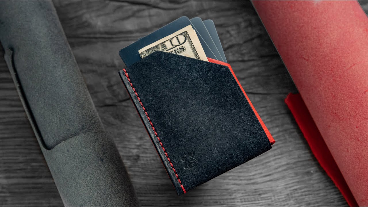 Black & Red always match ♠️♥️ Making leather cardholder 