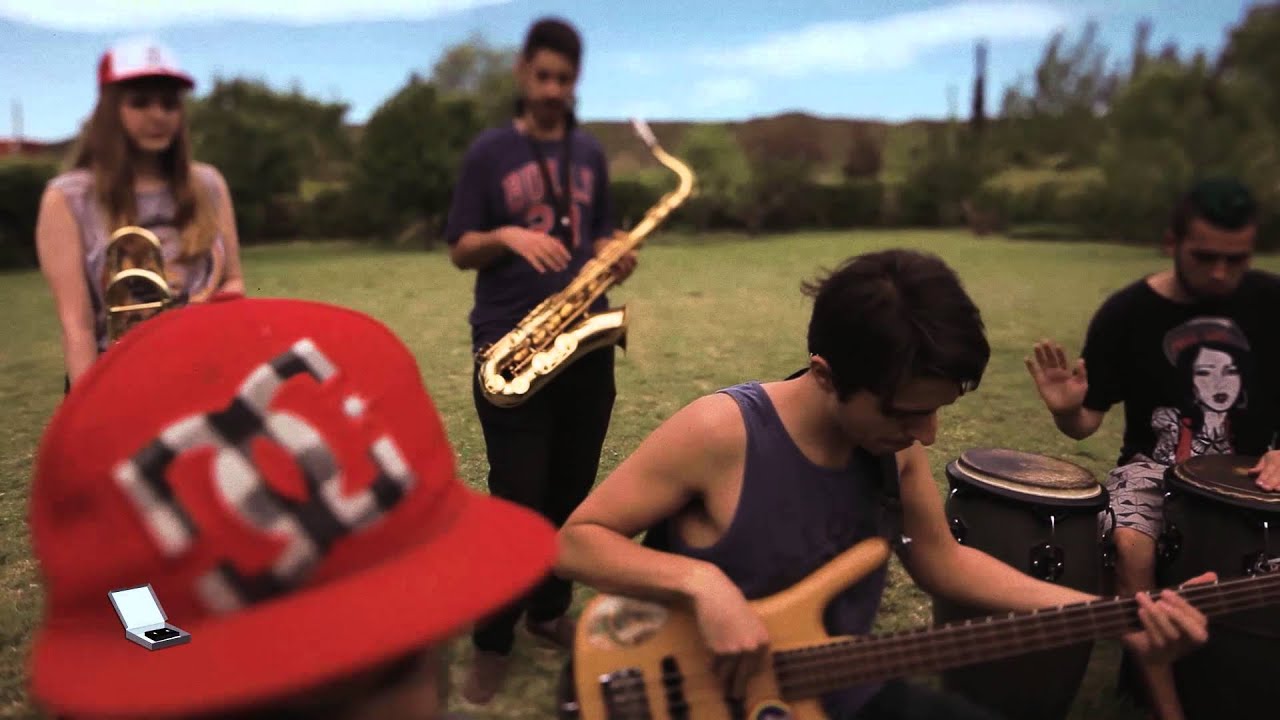 La Skandalosa Tripulación - Quisiera saber :: Video Delivery