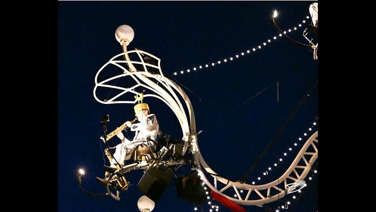 Cournon d'Auvergne - spectacle d'inauguration de la place de la République.