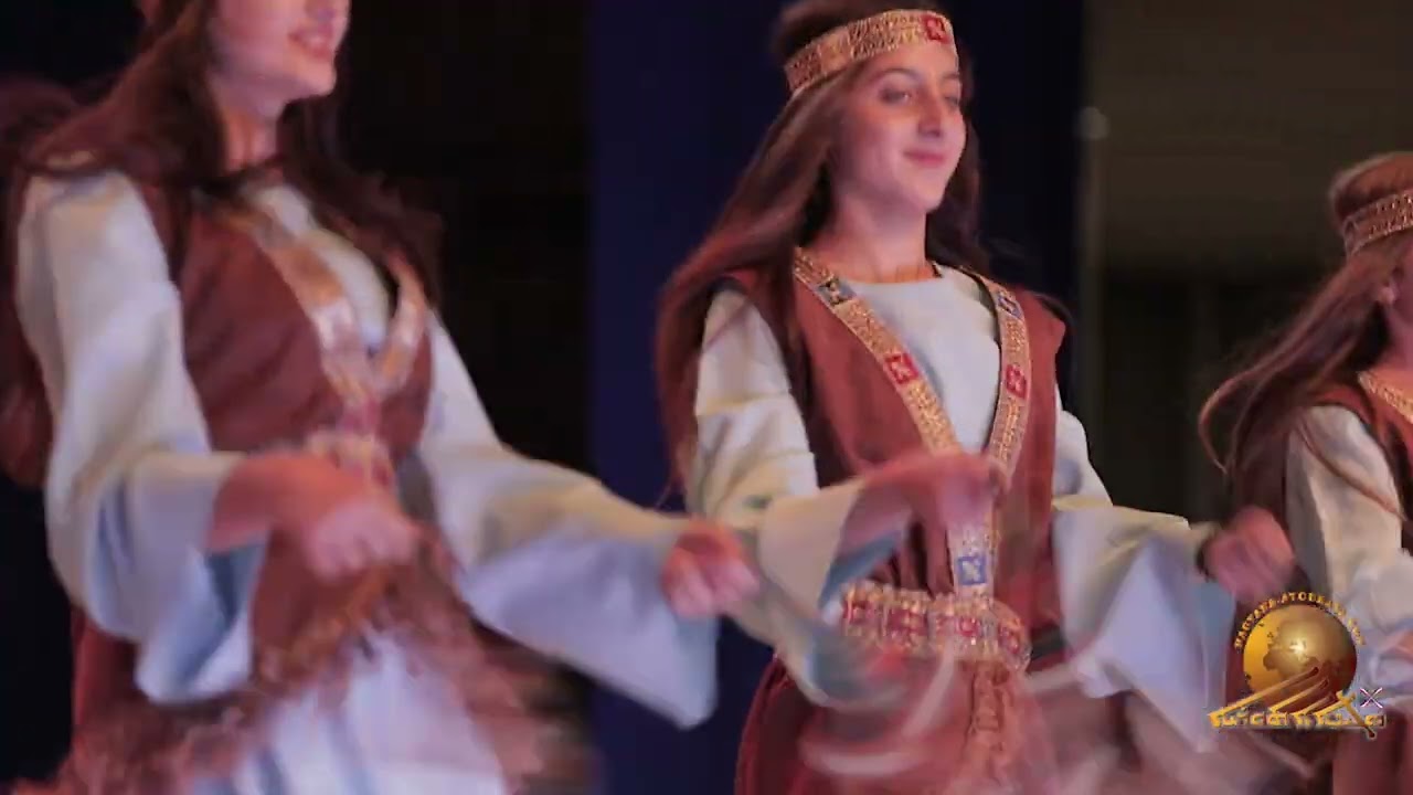 Assyrian dance group 
