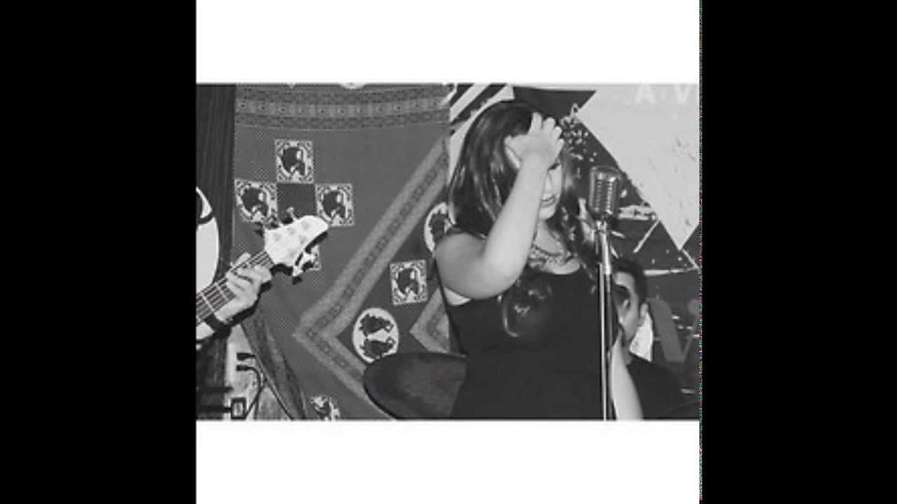 Autumn Leaves - Eva Cassidy Cover by (Steph Camargo)