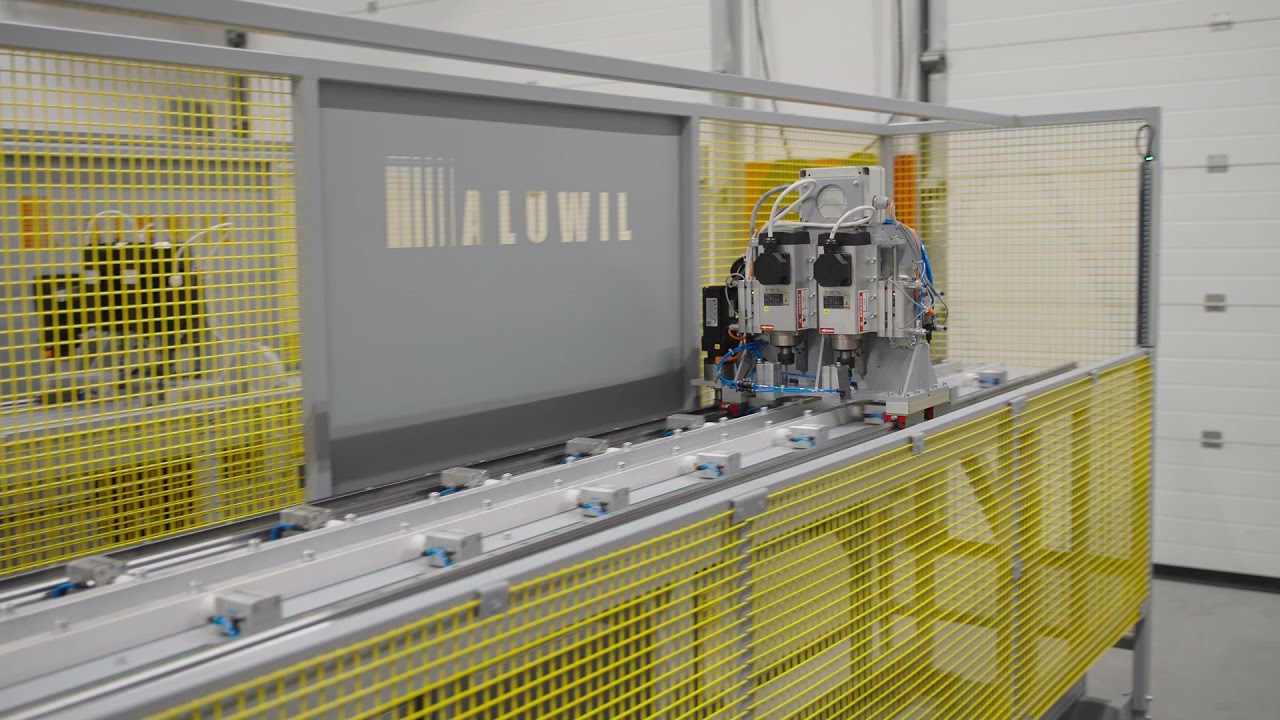 Automat WR-2700PRO ALUWIL do nawiercania wszystkich prowadnic aluminiowych rolet zewnętrznych