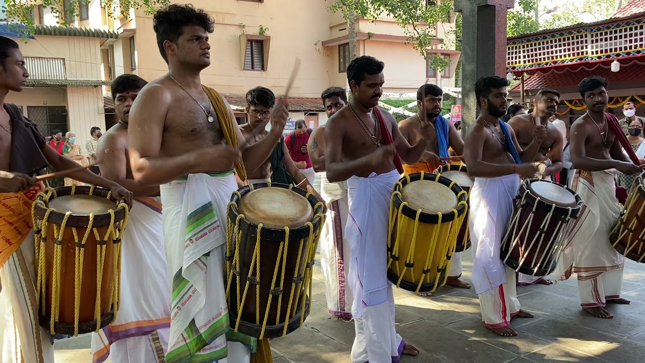 പഞ്ചാരി. അഞ്ചാംകാലം....പാവക്കുളം ഉത്സവം
