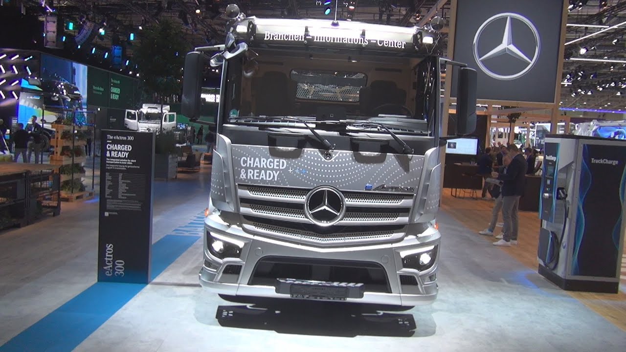 Mercedes-Benz eActros 300 Palfinger Skip Loader Truck (2023) Exterior and Interior