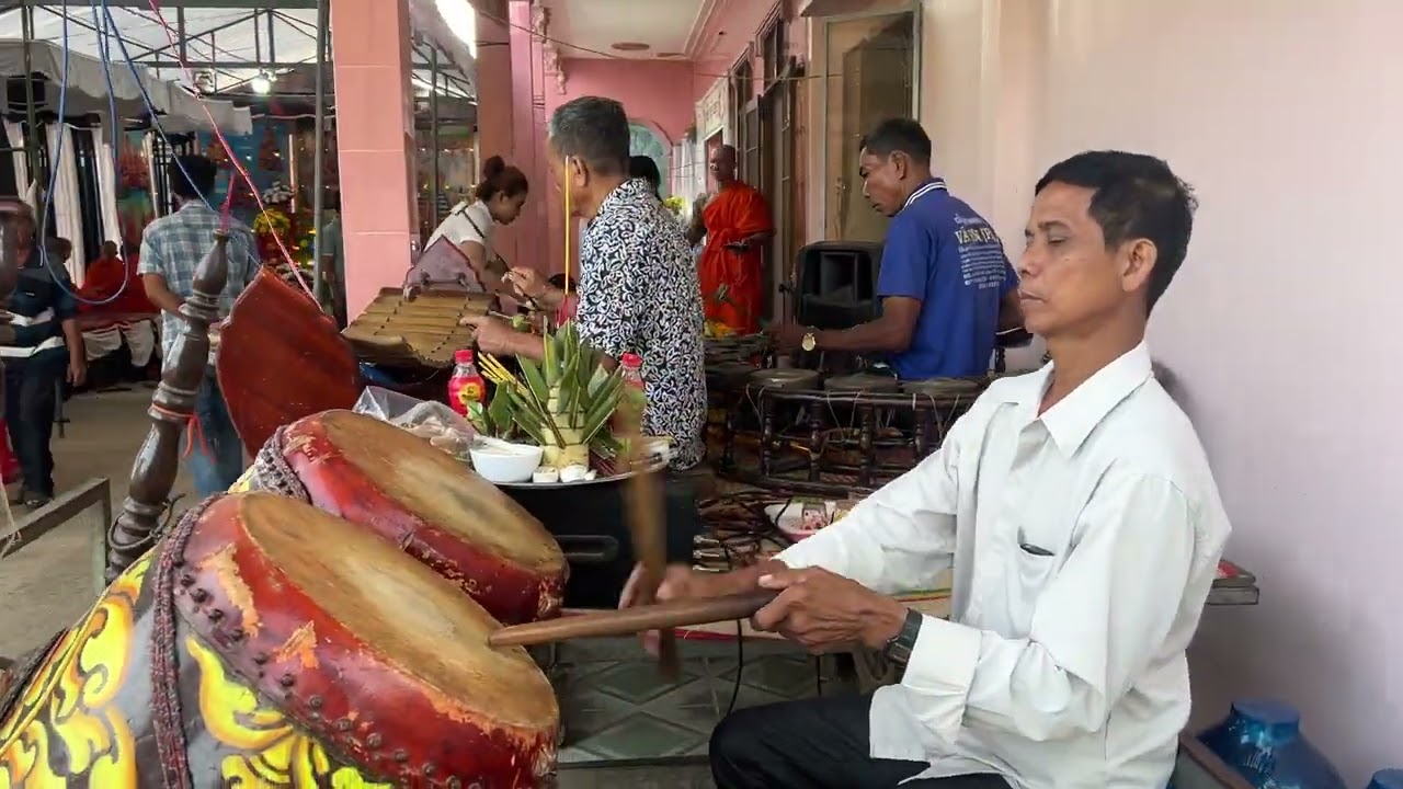 Nhạc ngũ âm Khmer trong đám tang ở miền tây (Ba Cụm) - Trại hòm Thanh Quang xã Long Hiệp