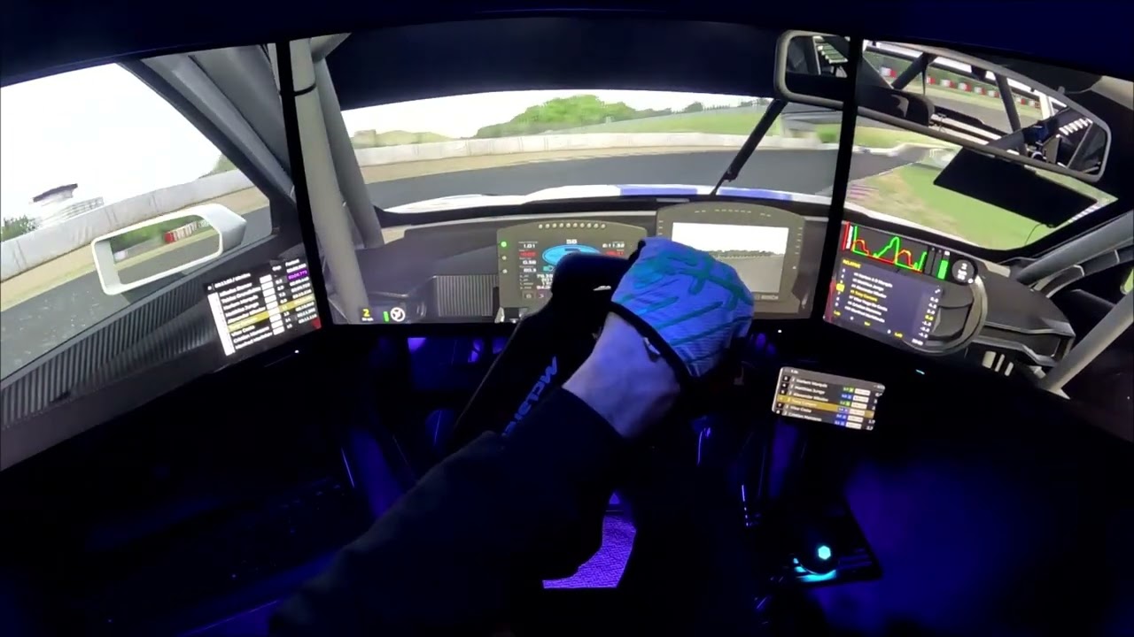iracing POV Ford Mustang GT3 Suzuka in the Rain 2025