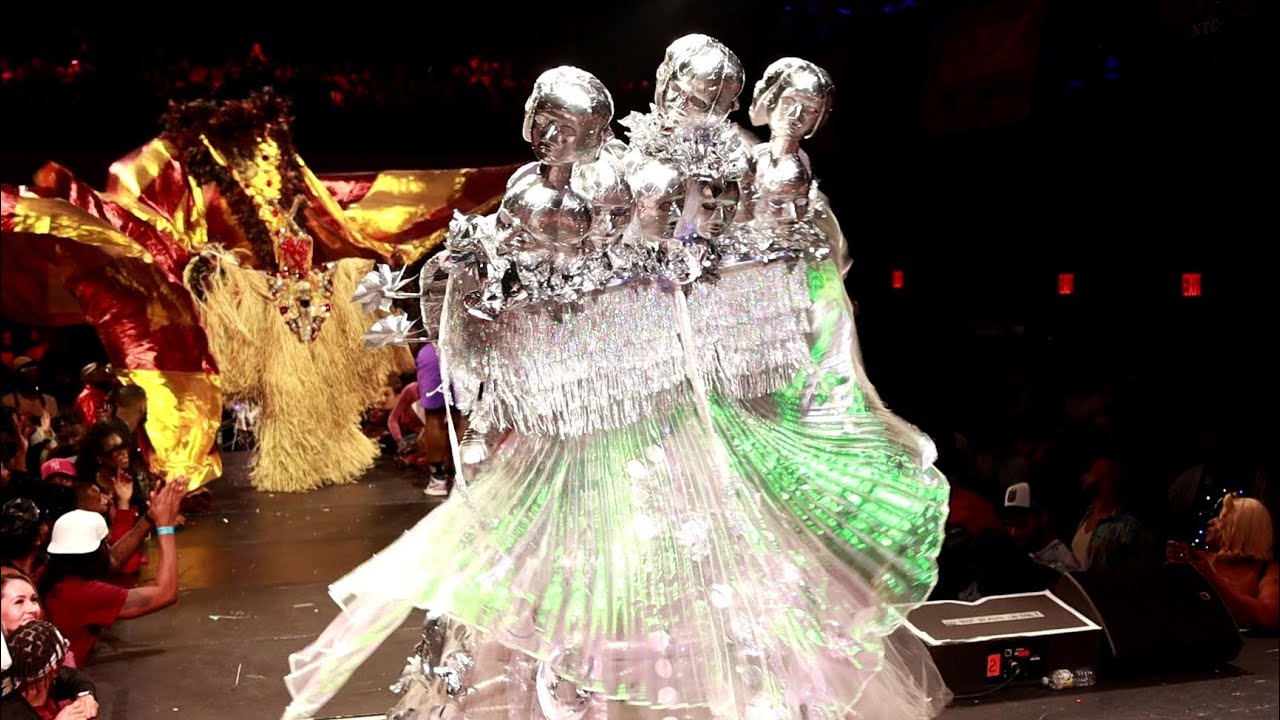 $1,000 Bizarre @ The Latex Ball 2022