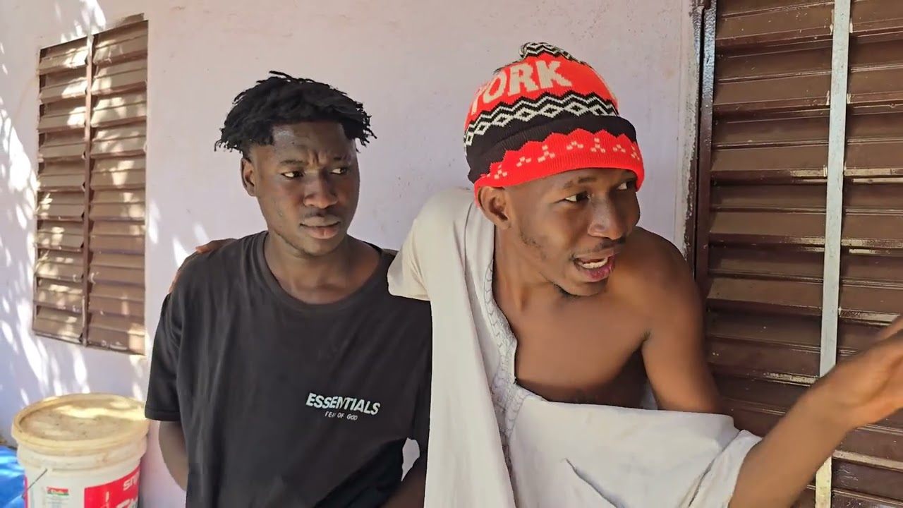 ELLE CORRIGE SON FILS😂