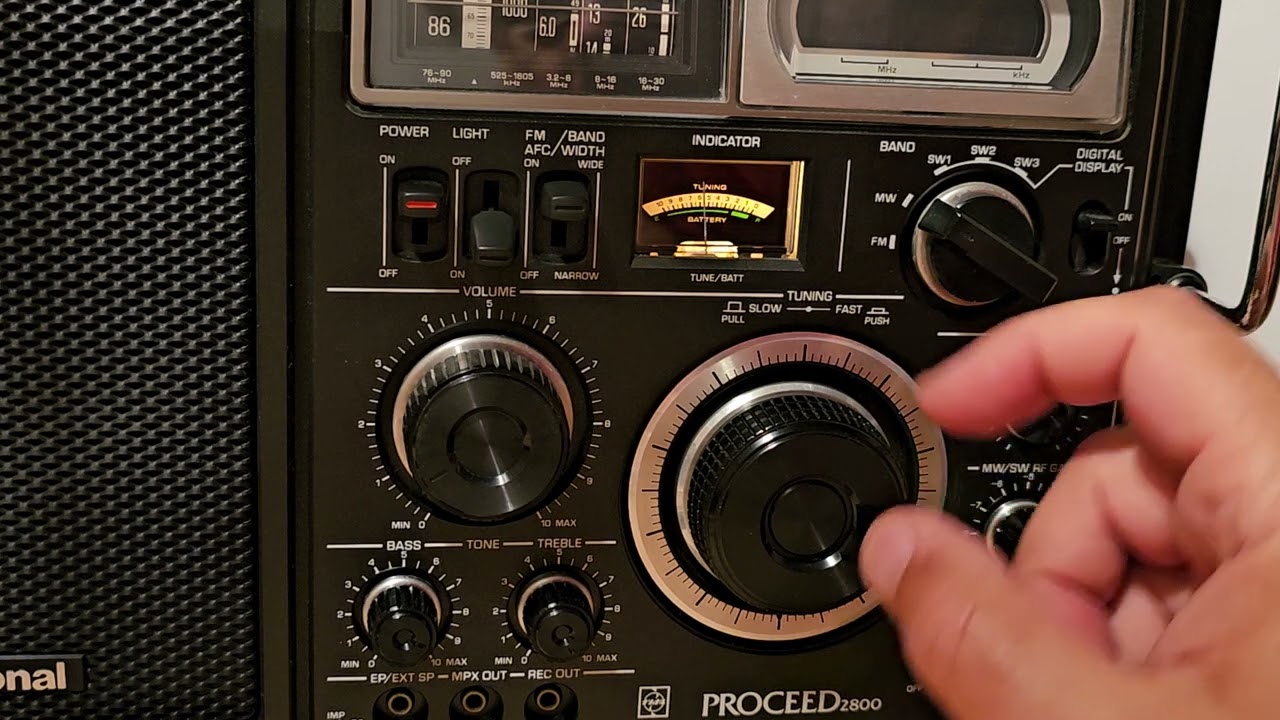 Panasonic (National) RF-2800 PROCEED 2800. Средние волны