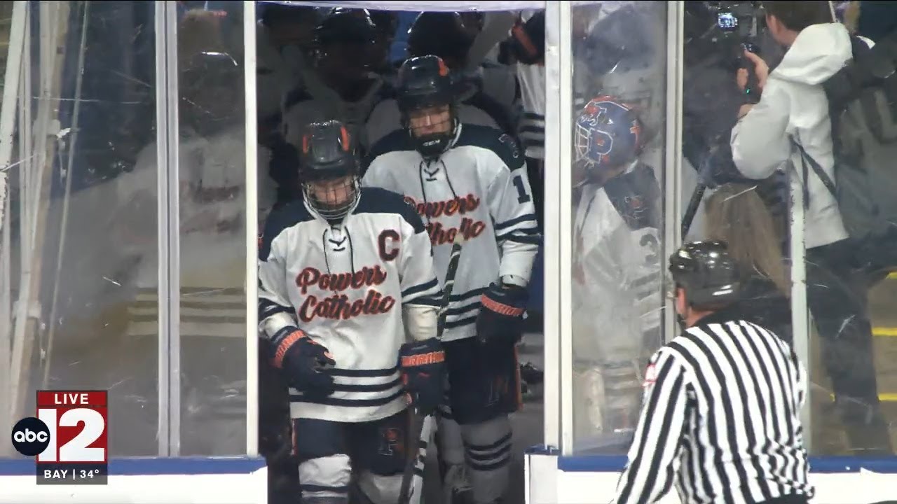 Powers Catholic Hockey Defeats UD Jesuit 3-0 to advance to Division 2 State Championship Game