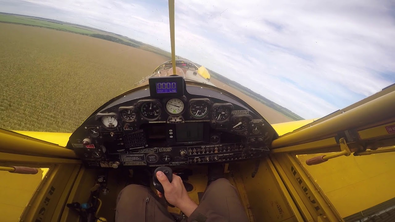 Voo de AT-401 o Radial.