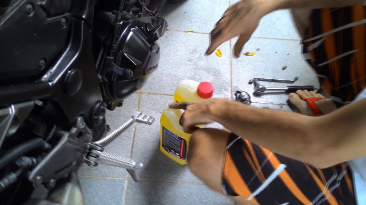 Trocando Liquido do Radiador Ninja 300