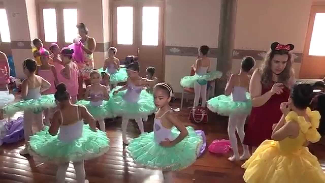 ARABESQUE STUDIO - ESPETÁCULO 2014 -  A MAGIA DA DISNEY - BASTIDORES