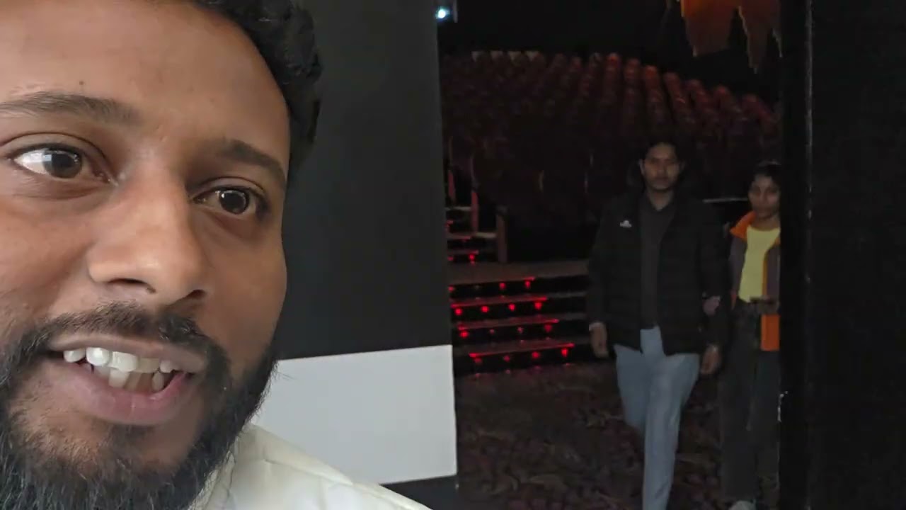 Aaj chale hum Border 2 Movie dekhne 