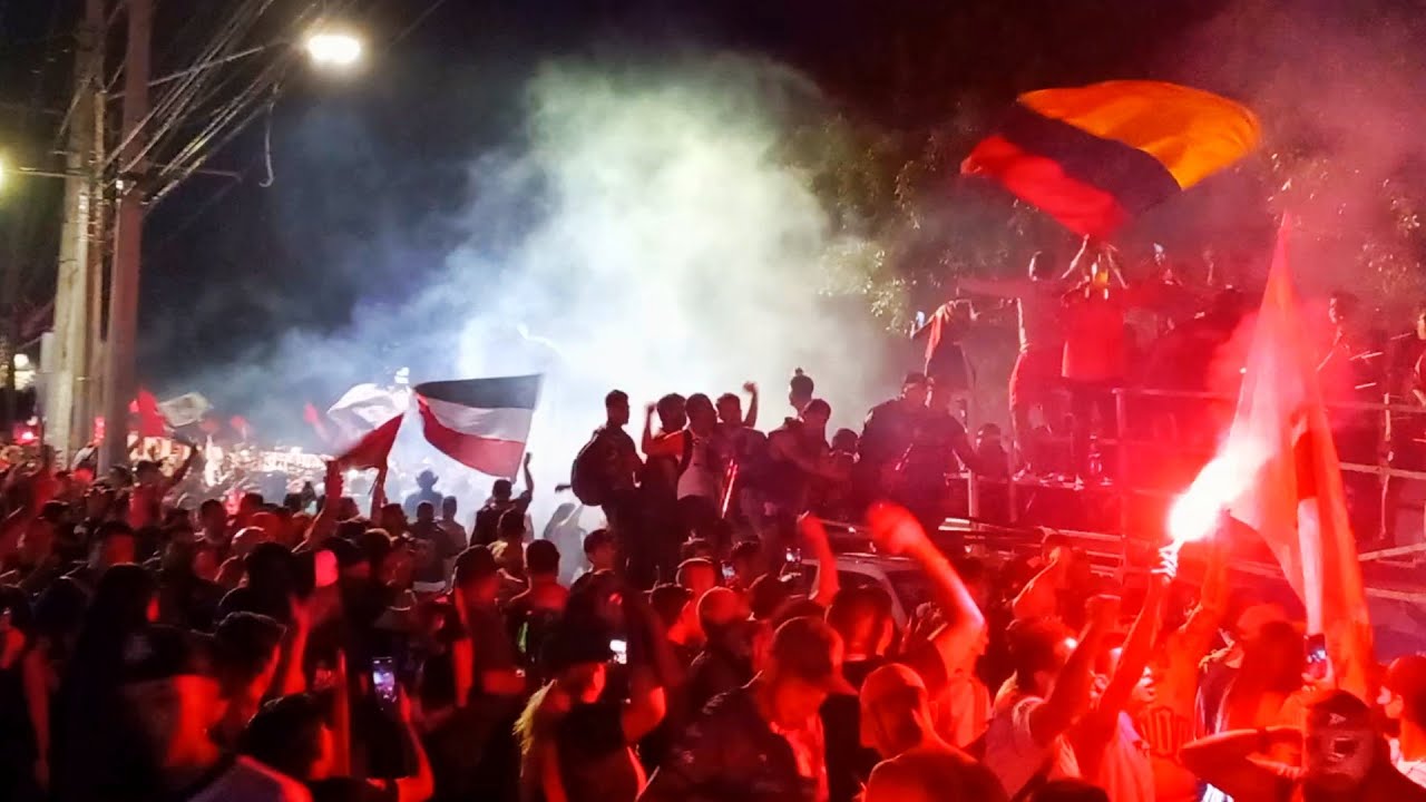 MEGA CARAVANA DE LA BARRA 51 en los 4tos de final, con pase a SEMIFINALES!