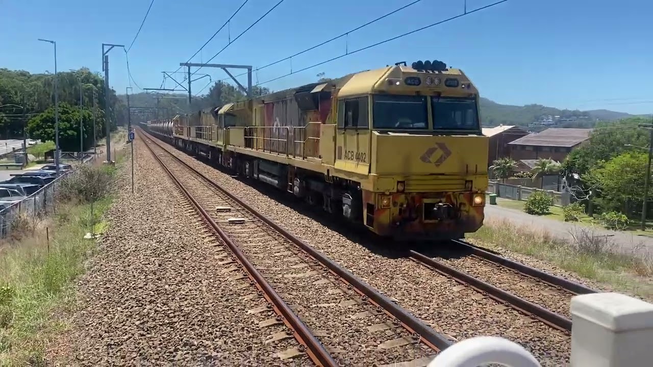 Aurizon 4857 Minerals led by ACB4402, 6023, ACB4401 through Point Clare